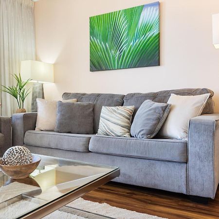 Beautifully Renovated 32Nd Floor Deluxe Ocean View Waikiki Condo Condo Honolulu Luaran gambar