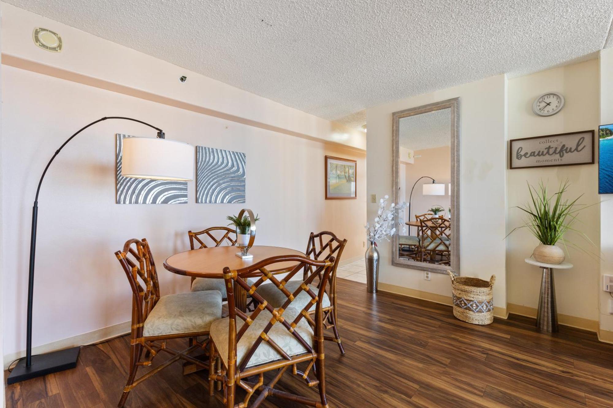 Beautifully Renovated 32Nd Floor Deluxe Ocean View Waikiki Condo Condo Honolulu Luaran gambar