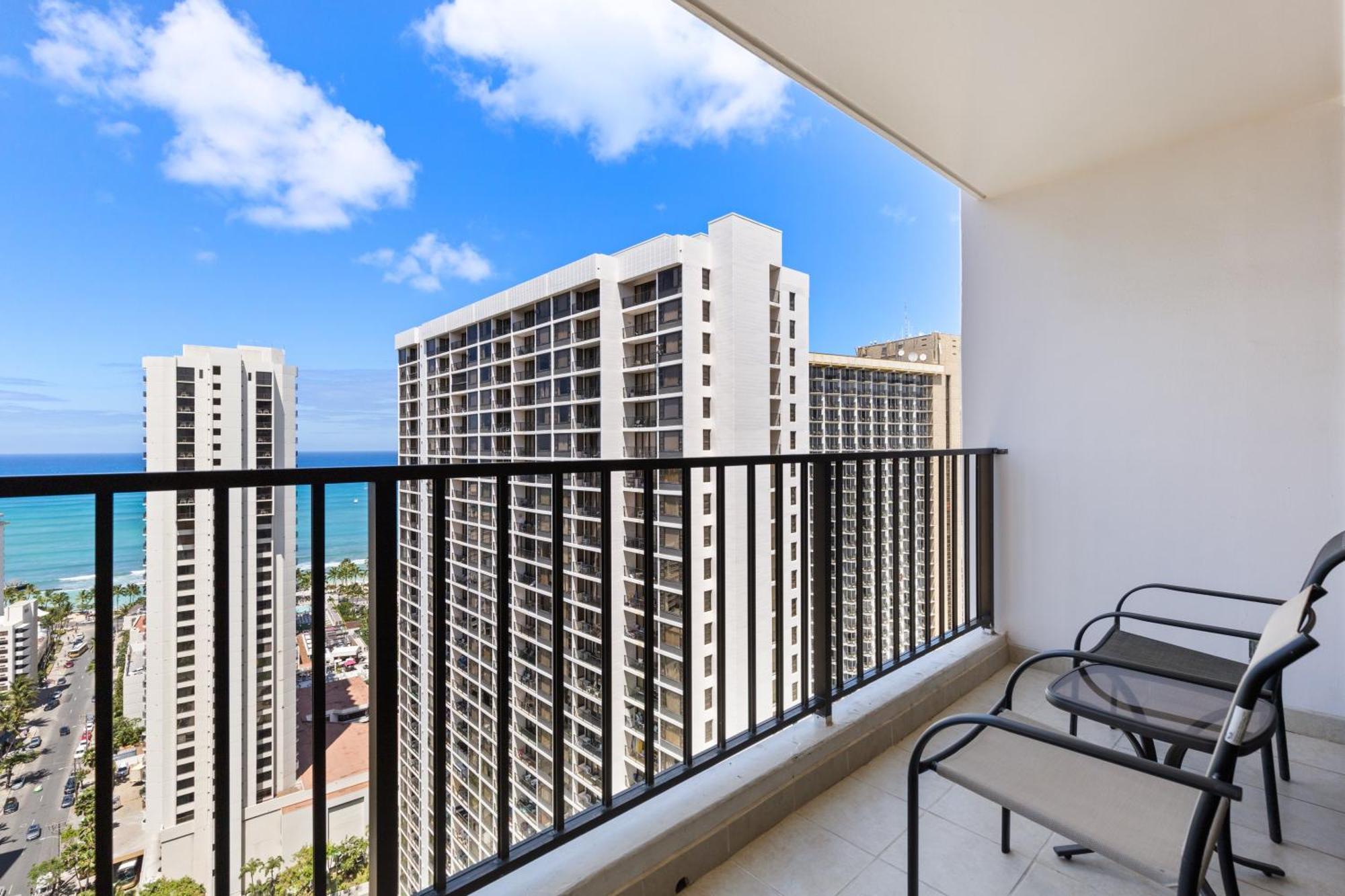 Beautifully Renovated 32Nd Floor Deluxe Ocean View Waikiki Condo Condo Honolulu Luaran gambar