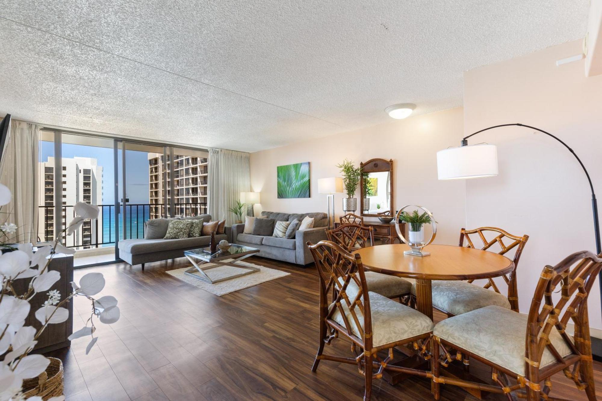 Beautifully Renovated 32Nd Floor Deluxe Ocean View Waikiki Condo Condo Honolulu Luaran gambar